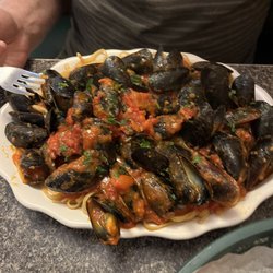 Delorenzo's Pizza - Mussels with red sauce and linguine.