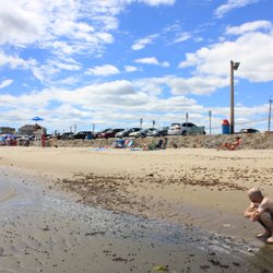 Westbrook Town Beach - Parking lot is super close to the beach