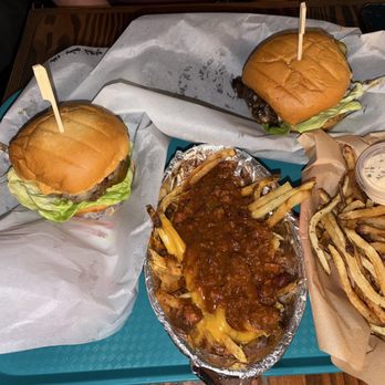 Big Island Burger - The Ring of Fire, Big Island Beef Chili Cheese Fries, Cheeseburger with Swiss, Mushrooms, and Pineapple - Burgers Near Me - Urban Honolulu, Hawaii
