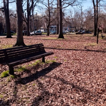 Jeff Robertson Park - There are 3 benches near the park entrance (Hampton Blvd) but that is it. - Parks Near Me - Norfolk, Virginia Jeff Robertson Park - There are 3 benches near the park entrance (Hampton Blvd) but that is it. - Parks Near Me - Norfolk, Virginia