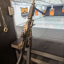 Gunfighter Canyon - Indoor Shooting Experience