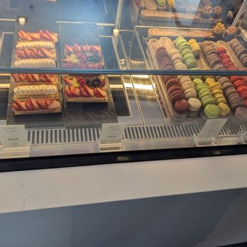 ID-Eclair - ALL GLUTEN FREE!!! - Bakeries Near Me - Pasadena, California