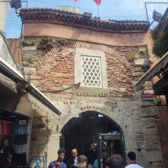Grand Bazaar - Shopping Passages Near Me - Istanbul, 34 Grand Bazaar - Shopping Passages Near Me - Istanbul, 34