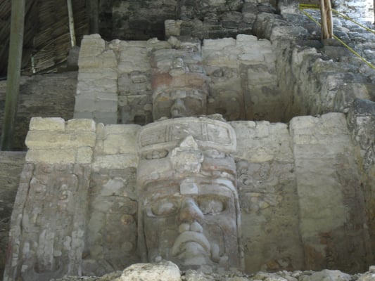 Zona Arqueológica de Kohunlich by null