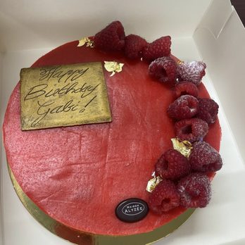 Maison Alyzée - Framboisier - 6 to 8 people for $84 - Bakeries Near Me - Burlingame, California Maison Alyzée - Framboisier - 6 to 8 people for $84 - Bakeries Near Me - Burlingame, California
