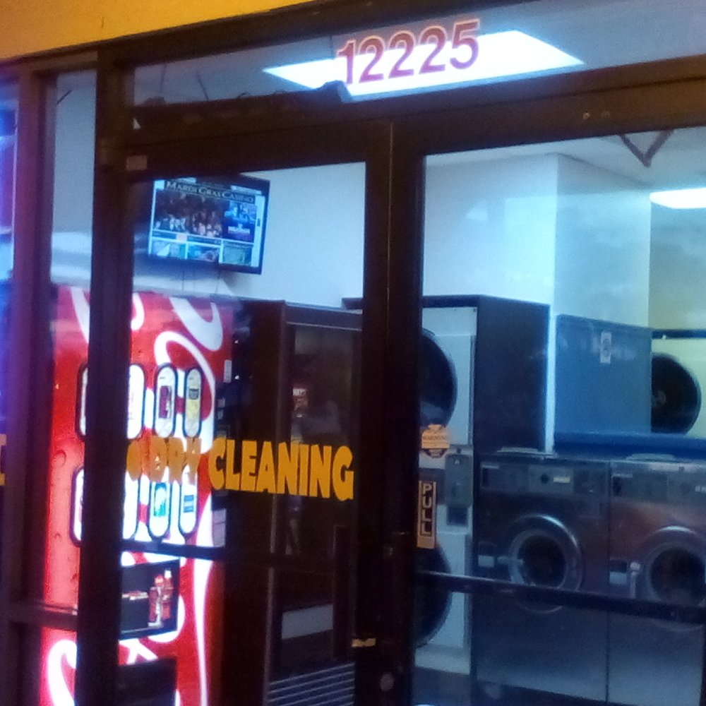 Diamond Bright Laundry - Laundromat Near Me - Pembroke Pines, Florida