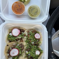 Tacos Dona Felix - 2 pastor; 2 asada