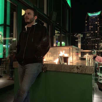 360 Rooftop Bar - Lounges Near Me - St. Louis, Missouri 360 Rooftop Bar - Lounges Near Me - St. Louis, Missouri