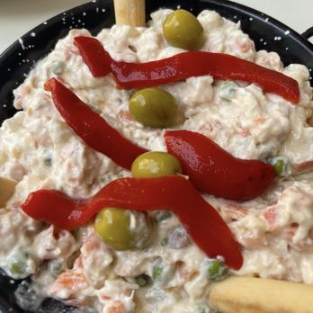 taperia a otro nivel - Ensaladilla rusa - Tapas Bars Near Me - Cangas, PO taperia a otro nivel - Ensaladilla rusa - Tapas Bars Near Me - Cangas, PO