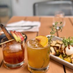 Wayne Gretzky Estates Winery & Distillery - Seasonal Apple Cinnamon Cocktail & "Moving to the Country" cocktail.