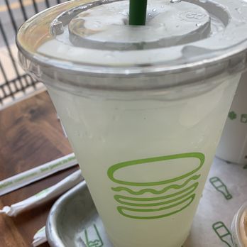 Shake Shack Short North - Shack-made Lemonade - Fast Food Near Me - Columbus, Ohio