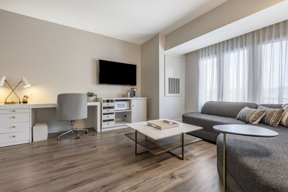 CAMBRIA HOTEL CALABASAS 167 Photos & 74 Reviews 26400 Rondell St