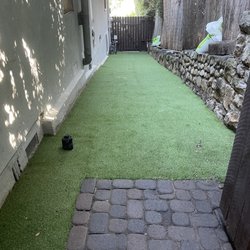 SB Turf & Landscape - Side yard now finished as dog run. The dogs LOVE it!