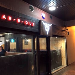 Burger7 - Outside of shop