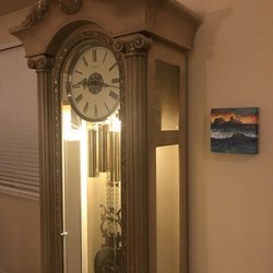 Pacific Bay Gallery - One of my favorite painting and it's special because wifey bought it for my 41st birthday.