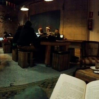 La Bicicleta Cycling Café - Me encanto este lugar. Esta perfecta para tomarse un cafesito y leer. - Tapas Bars Near Me - Madrid, M La Bicicleta Cycling Café - Me encanto este lugar. Esta perfecta para tomarse un cafesito y leer. - Tapas Bars Near Me - Madrid, M