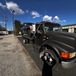 McNeil Rapid Towing