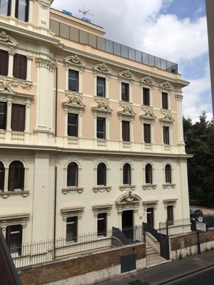 Leon's Place by null