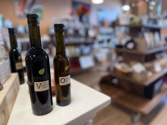 Con' Olio Oils & Vinegars by null
