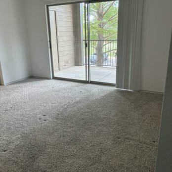 Settler's Ridge Apartments - Living room - Apartments Near Me - Austin, Texas