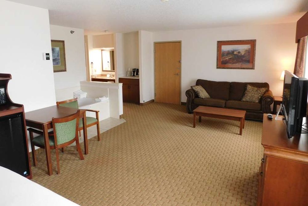 AMERICINN BY WYNDHAM OGALLALA Updated May 2024 57 Photos & 16