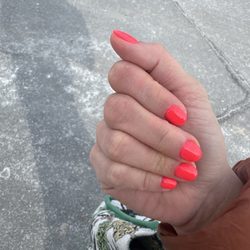 Elegant Nails & Spa - Dip manicure