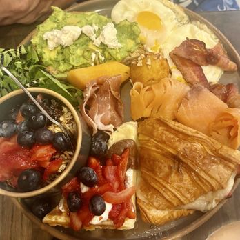 CRAFT Coral Gables - Breakfast & Brunch Near Me - Coral Gables, Florida CRAFT Coral Gables - Breakfast & Brunch Near Me - Coral Gables, Florida