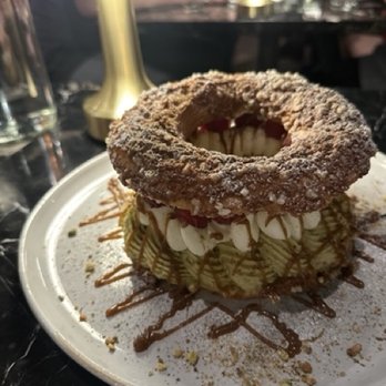 Geppetto - the magnificent pistachio zeppole - Italian Near Me - Cambridge, Massachusetts