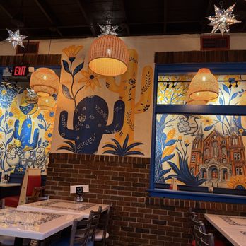 Senor Bird's Tacos & Tequila Bar - Decor - Mexican Near Me - Augusta, Georgia Senor Bird's Tacos & Tequila Bar - Decor - Mexican Near Me - Augusta, Georgia
