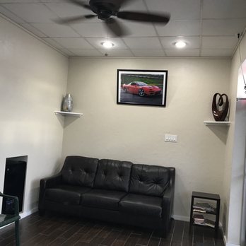 Japanese Auto Repair - Newly renovated waiting area. Super clean and nice inside. - Auto Repair Near Me - Irving, Texas Japanese Auto Repair - Newly renovated waiting area. Super clean and nice inside. - Auto Repair Near Me - Irving, Texas