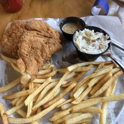 Chicken strips, Cole slaw and fries