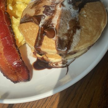 Another Broken Egg Cafe - Chocolate chip pancakes (kids meal) - Breakfast & Brunch Near Me - Elkridge, Maryland