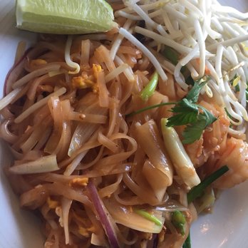 Celadon Thai Kitchen - Thai Near Me - Los Angeles, California