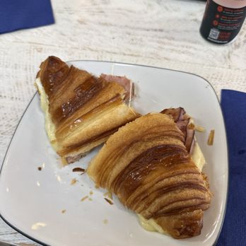 When Pie Meets Bread - Breakfast croissant ham and havarti cheese sandwich - Bakeries Near Me - Redding, California When Pie Meets Bread - Breakfast croissant ham and havarti cheese sandwich - Bakeries Near Me - Redding, California