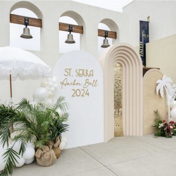 Sincerely Capri Events - Photo backdrop - Party & Event Planning Near Me Sincerely Capri Events - Photo backdrop - Party & Event Planning Near Me