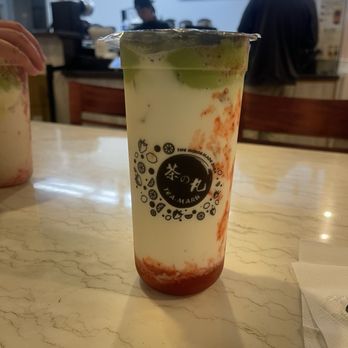 Tea Maru - Fluffy strawberry matcha! - Bubble Tea Near Me - San Gabriel, California