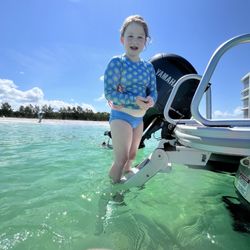 Cannons Marina - Kid friendly ladder