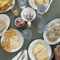 Longville Turtle Town Cafe