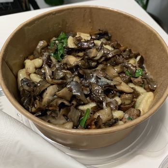 Richmond Station - Cavatelli with hen of the woods mushrooms - Canadian (New) Near Me - Toronto, Ontario