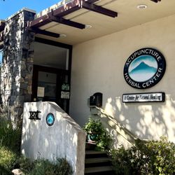 Acupuncture Herbal Center - Entrance to our healing acupuncture herbal clinic. Here we will help you discover optimal health and peace.