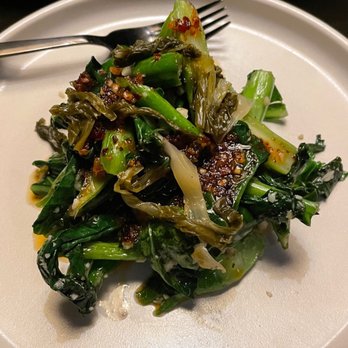 Mimi Chinese - Stir fried gai lan - Chinese Near Me - Toronto, Ontario Mimi Chinese - Stir fried gai lan - Chinese Near Me - Toronto, Ontario