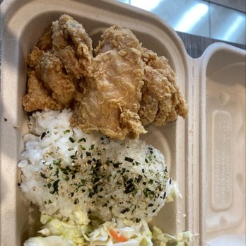 bb.q Chicken Kahala - Mini boneless chicken regular with coleslaw - Chicken Wings Near Me - Honolulu, Hawaii