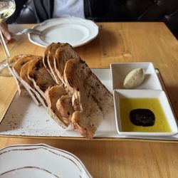 Bread service