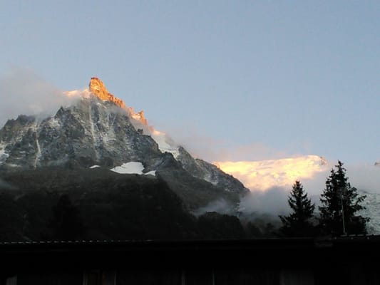 Auberge de Jeunesse HI Chamonix Mont-Blanc Hostel by null