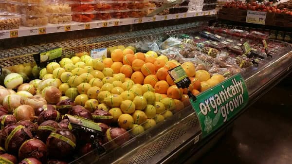 HILLTOP RED APPLE Market by null