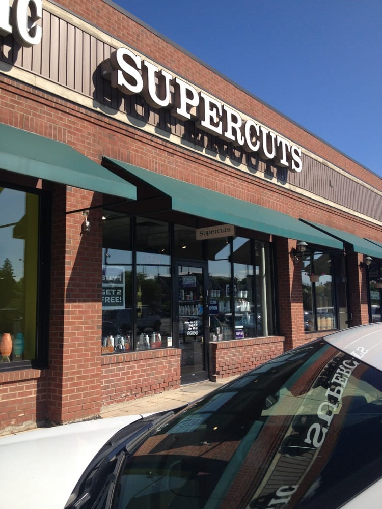 SUPERCUTS Updated August 2024 12 Reviews 934 Winton Rd S