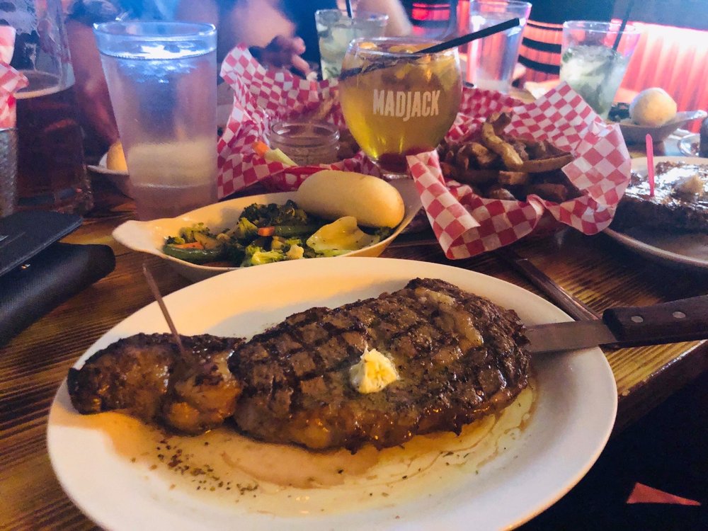 BABA Q’S SMOKE & GRILL 12 Photos 211 Drake Avenue, Labrador City, Newfoundland and Labrador