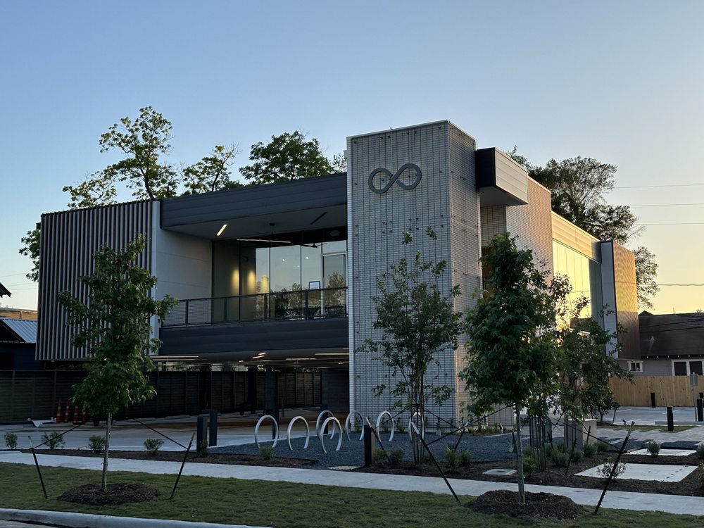 RYDE HEIGHTS Updated April 2024 39 Photos 402 West 11th St