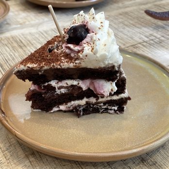 Cantine Panella Sans Gluten - Foret noire ($10.00) - Gluten-Free Near Me - Montreal, Quebec