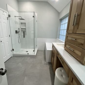 A To Z Remodeling - Master Bathroom renovation after - General Contractors Near Me - Everman, Texas A To Z Remodeling - Master Bathroom renovation after - General Contractors Near Me - Everman, Texas